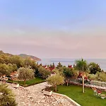Elysium Hotel