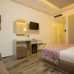 Hotel Elysium Dhërmi
