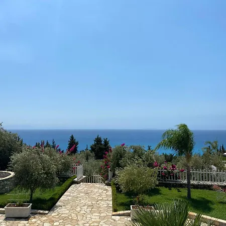 Elysium Otel Dhërmi