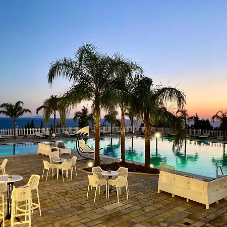 Elysium 5* Dhermi