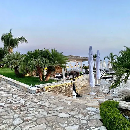 Hotel Elysium