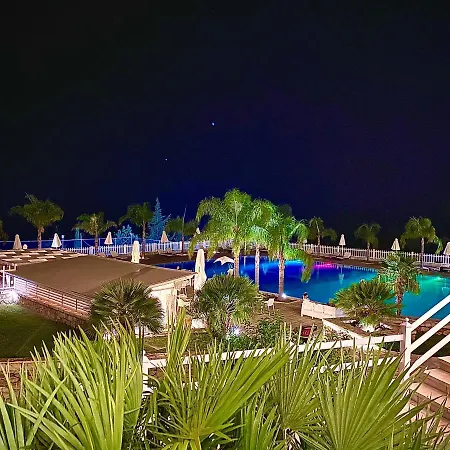 Hotel Elysium