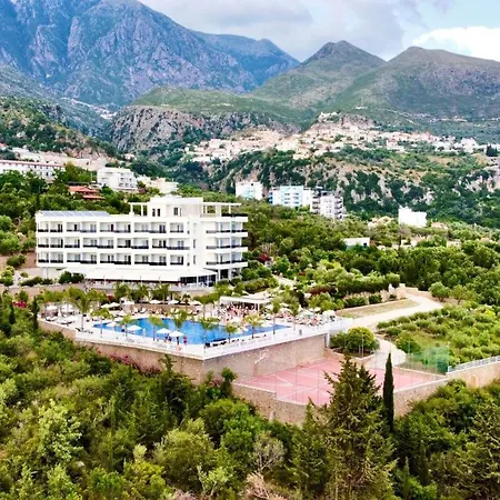 Elysium Hotel 5*