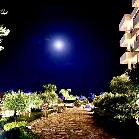 Elysium Hotel