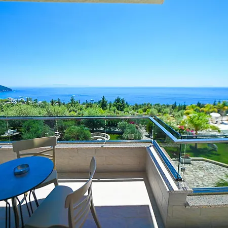 Отель Elysium 5*