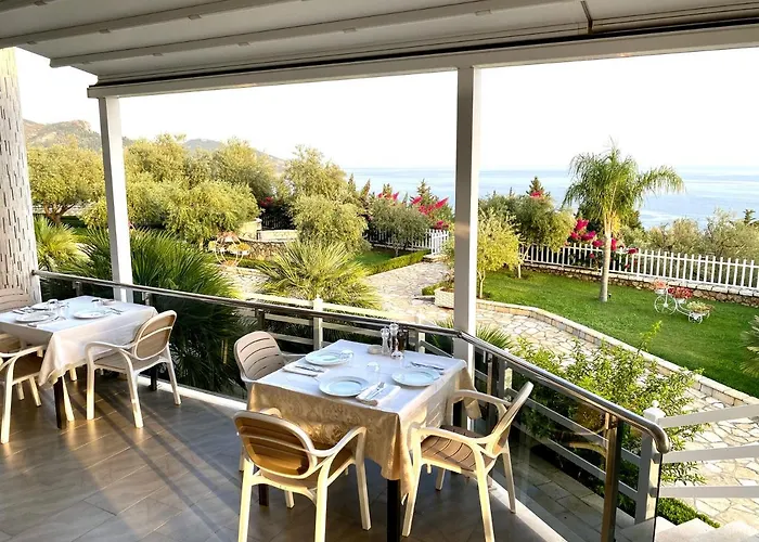 Otel Elysium Dhërmi