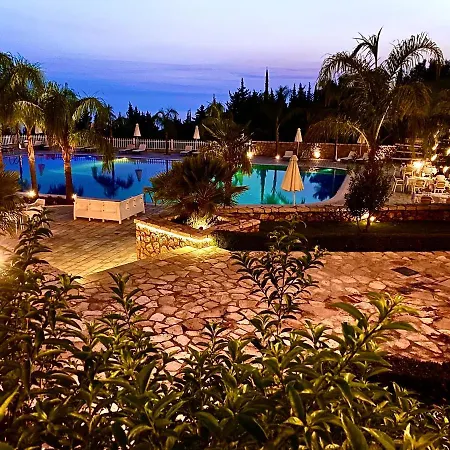 Elysium 5* Dhermi