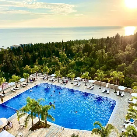 Elysium Ξενοδοχείο 5*