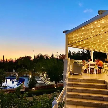 Hotel Elysium Dhërmi